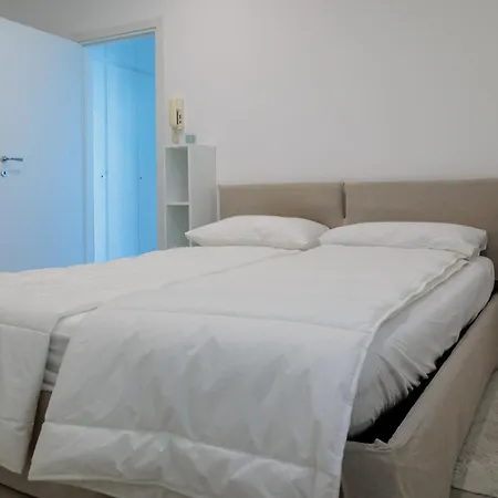 Holiday home Casa Flavia Lierna